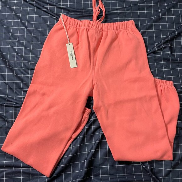 New-Fear-of-God-Essentials-Sweatpant-Coral - Picture 1 of 8